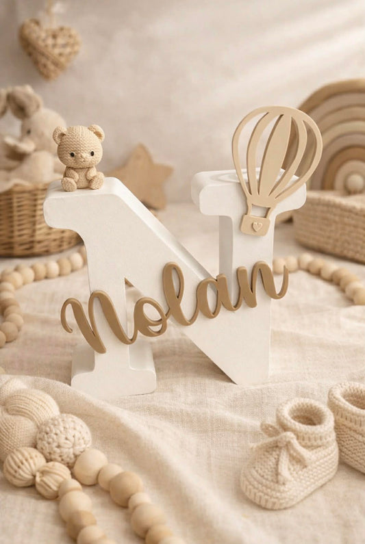 Lettre décorative personnalisée avec prénom - Ourson et Montgolfière